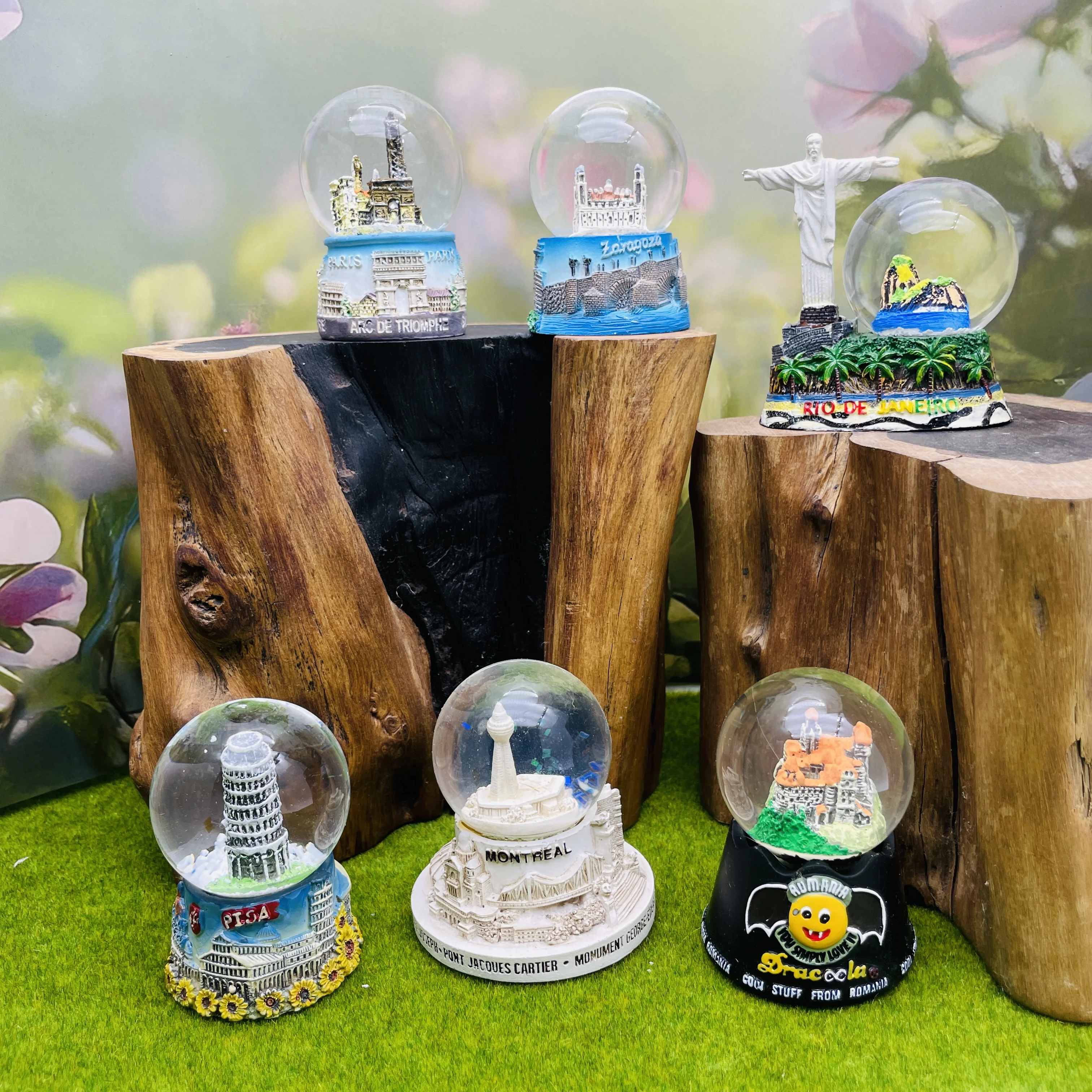 #29 Snow Globes Price Drop Alerts
