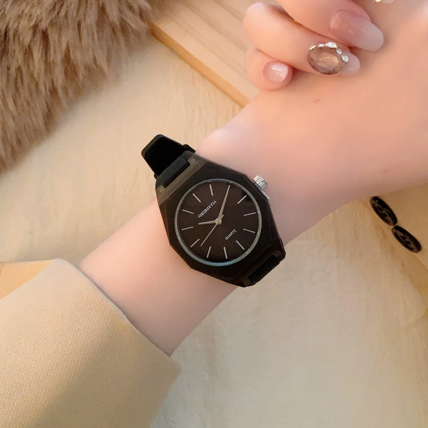 Modische Sport-Armbanduhr mit Silikonarmband, Analoger Quarzmechanismus, Schlichte Skala, Damen-Armbanduhren, Lässige Unisex-Uhren, Studenten- und Paaruhren – Detail 6