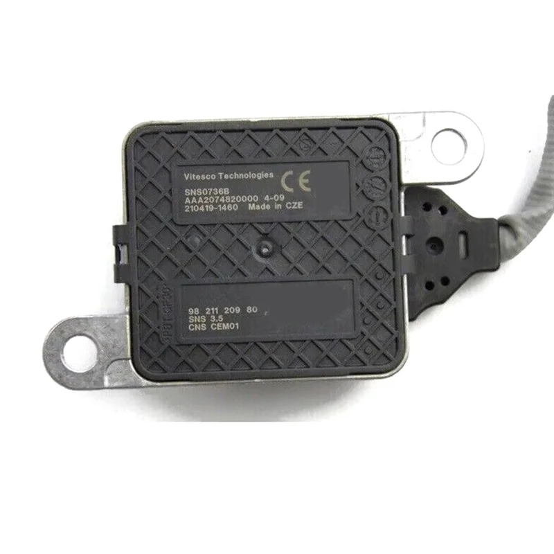 

Nitrogen Oxide Sensor NOX For Citroen Berlingo C3 C4 DS3 DS4 DS5 1.6 2.0 Hdi–Part Number 9678570780 A2C12511200