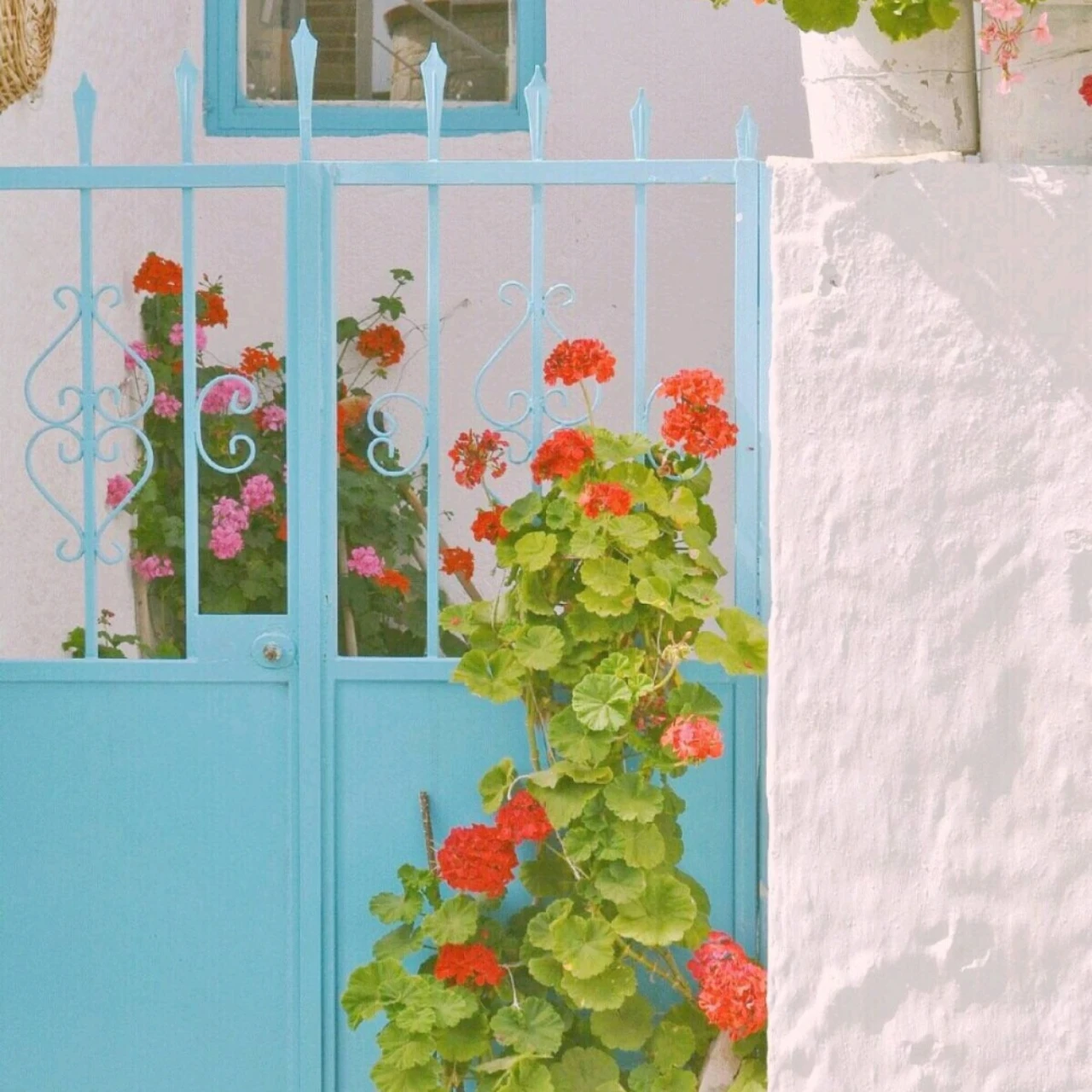 

Передний стабилизатор из нержавеющей стали и алюминиевые рычаги стабилизатора и тяги из нержавеющей стали для TRAXXAS 1/7 UDR