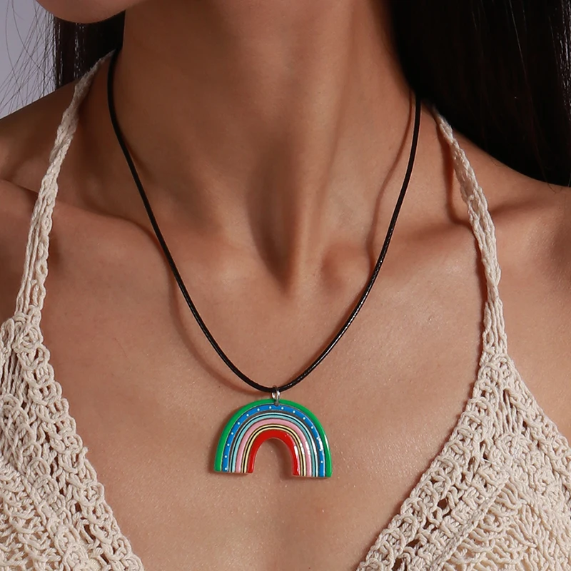 Aihua Bunte Regenbogen-Halskette für Damen, Lederseil-Kette, Wolke, Regenbogen-Anhänger, Halskette, niedlicher Sommer-Strand-Schmuck, Geschenke – Detail 22