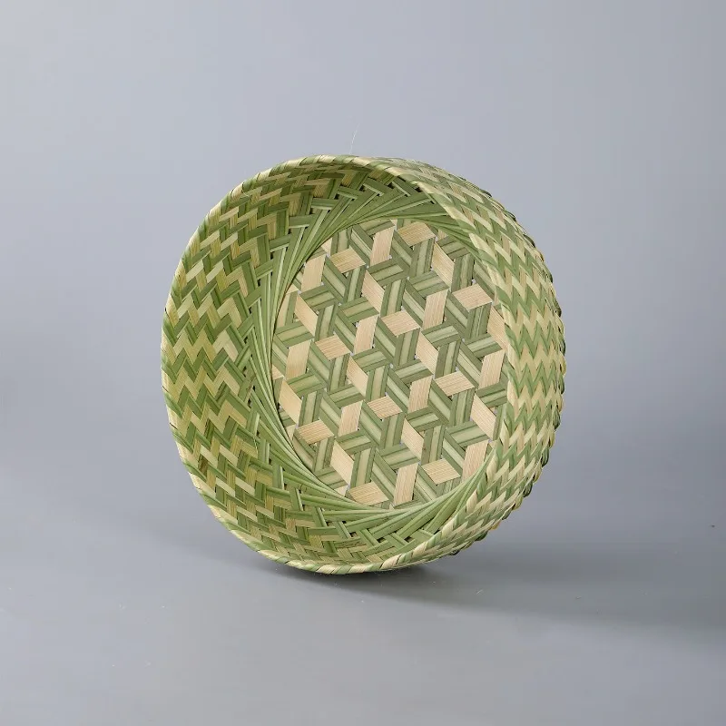 Round Hand‑Woven Bamboo Storage Basket Dustpan Fruit Plate Vintage Fine Craft Bamboo Basket for Fruit Storage Sun‑Drying Use