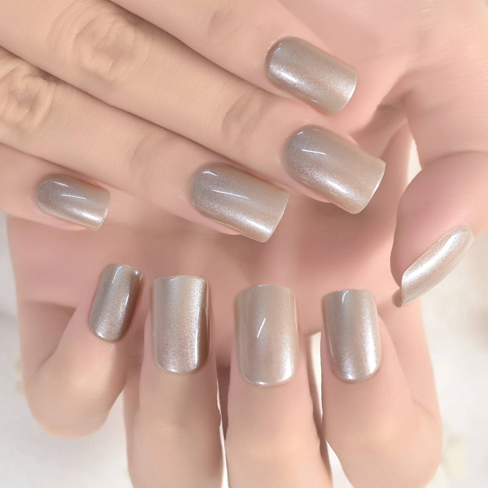 

Short Press On Nails Square Glitter Matte Sliver Fingernails Art Fake Nails Full Cover Manicure Sets With Designs Charms