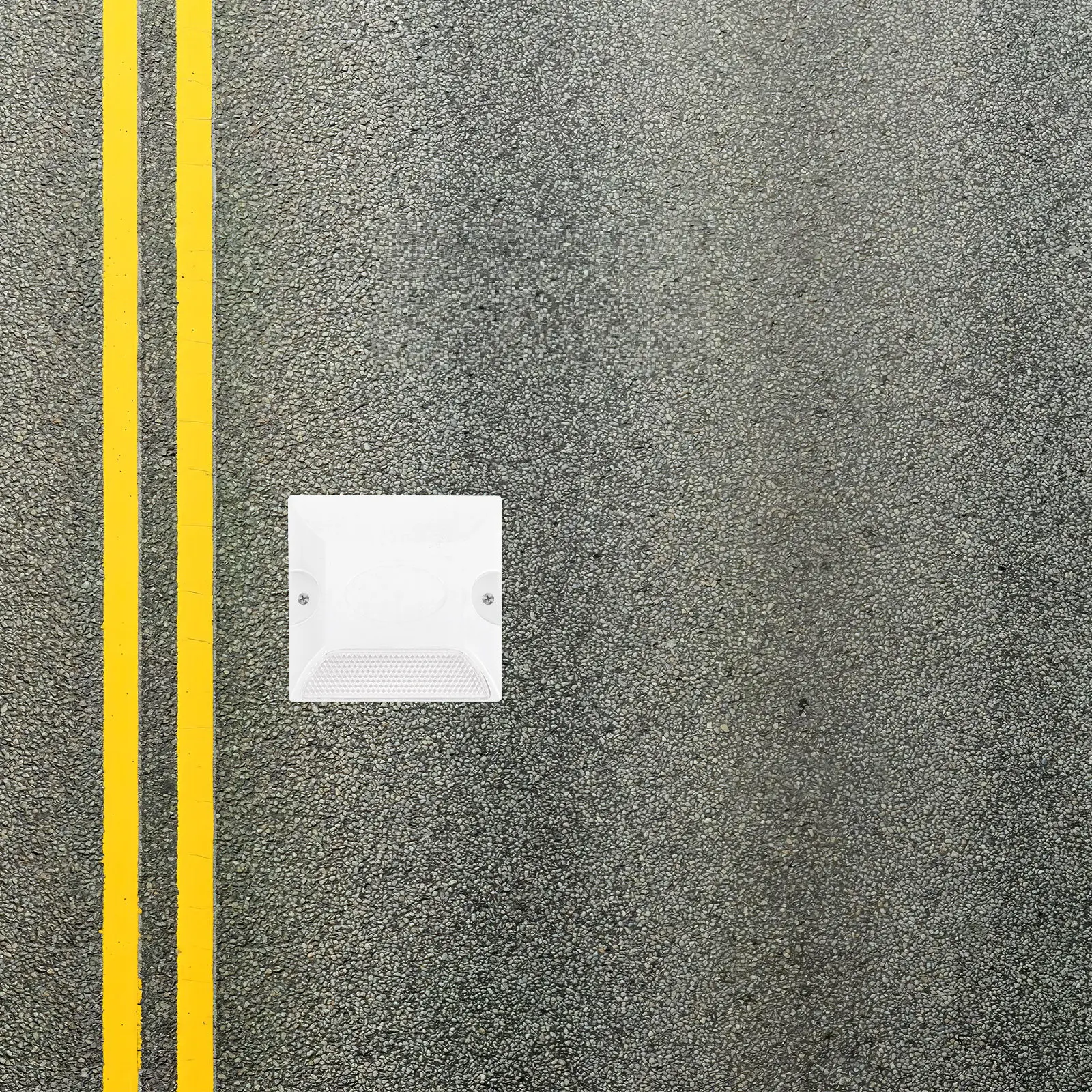 

4 шт. светоотражающих дорожных шипов из прочного пластика, приподнятые отражатели для подъездных путей, парковочных мест, гравийных участков, дворов, тропинок, для использования в ночное время