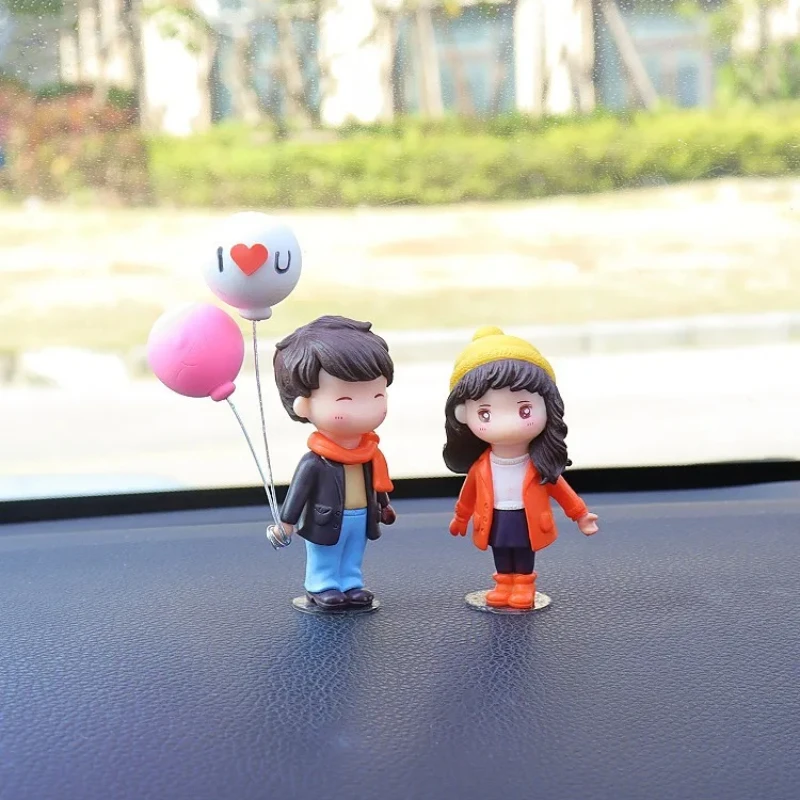 Anime Figure Couples For Car Ornament Model Cute Pink Kiss Balloon Auto Interior Decoration Dashboard Accessories Gifts Figurine