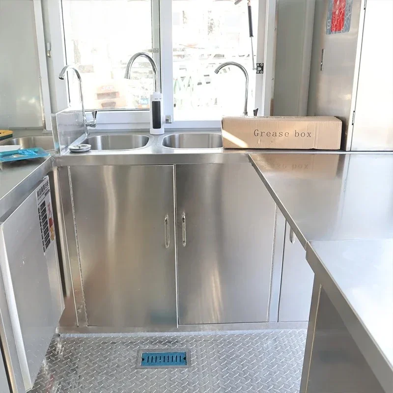 Customized Street Outdoor Snack Mobile Kitchen Fast Food Carts Crepe Food Truck Trailer With Cooking Equipments
