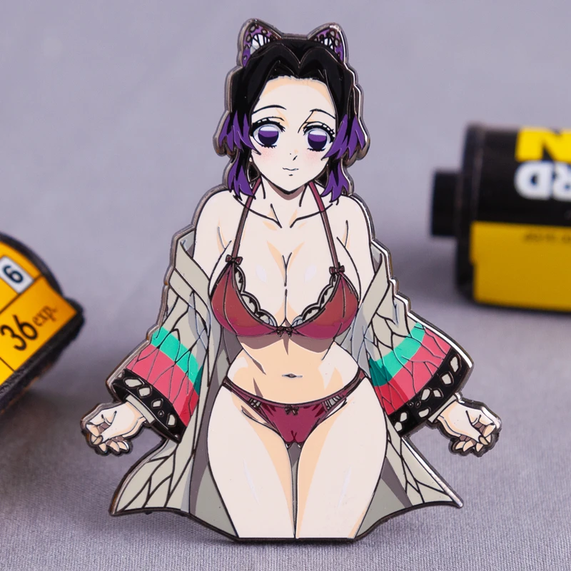 Broches artisanales en émail en alliage de qualité supérieure, figure périphérique d'anime, insigne de sac à dos, accessoires de mode Kawaii, ornement sexy bricolage