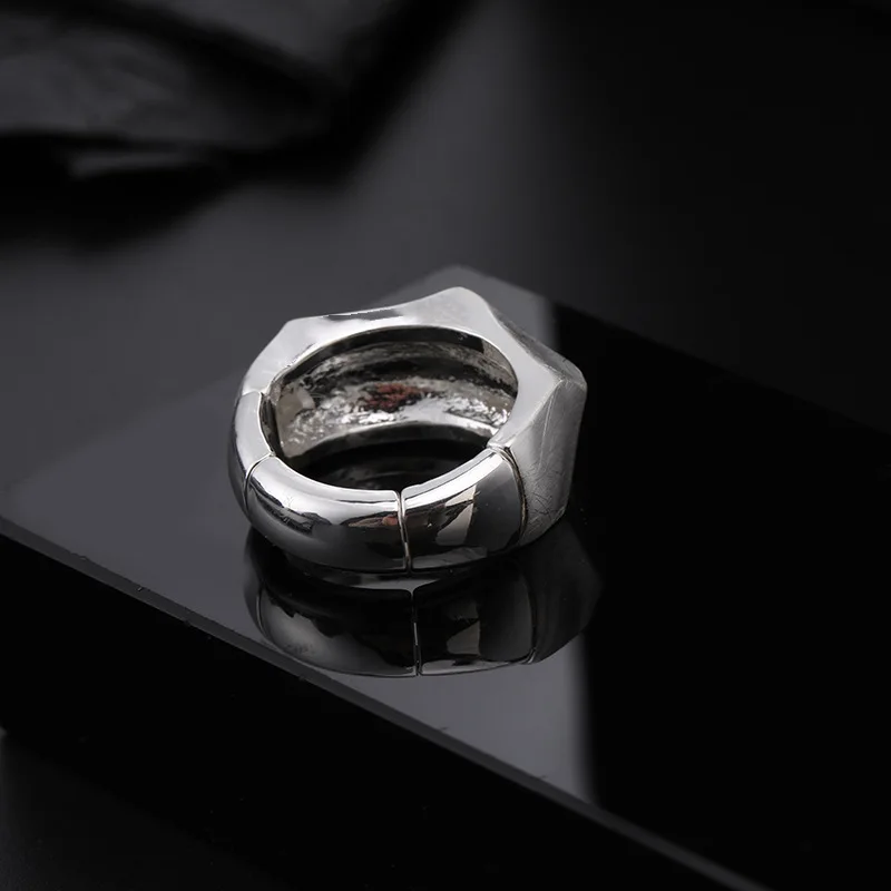 New high-end multi-layer live ring jewelry fashion trend European and American jewelry