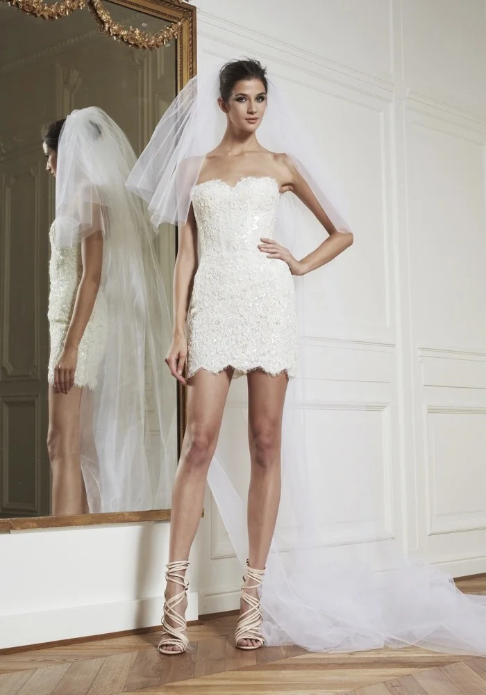 

Customized 2026 Mermaid Sparkling Short Sequins Wedding Dress Sexy Strapless Backless Suitable For Wedding Parties Bridal Dress
