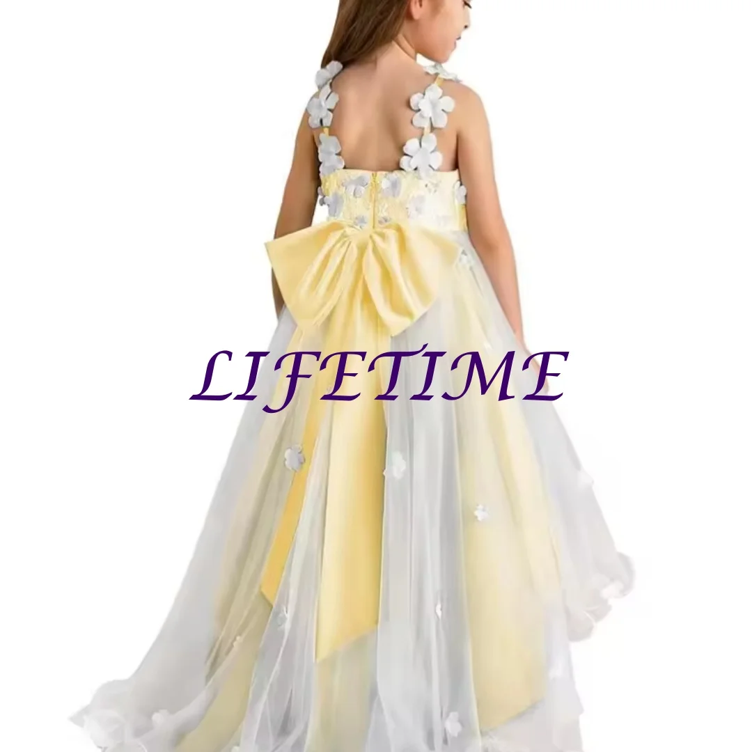 Abito da ragazza di fiori personalizzato personalizzato per matrimonio 2-14 bambini Abito da spettacolo principessa con cinturino per spaghetti alto e basso Applique 3D formale