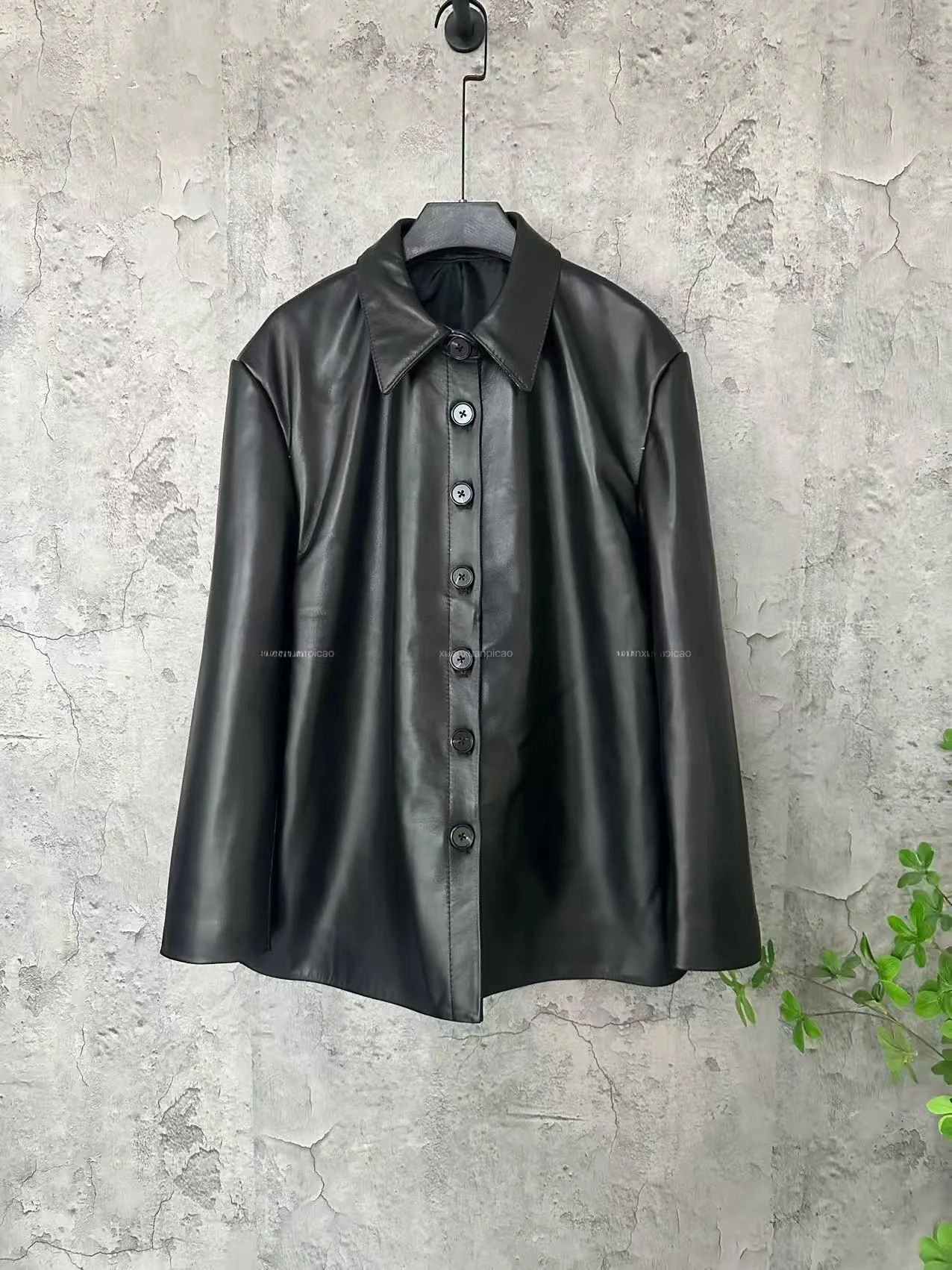

2026 Haining Genuine eepskin Jaet Single Button Commuter Sle Long Sve Coat Flip Collar ket Versatile Faionable