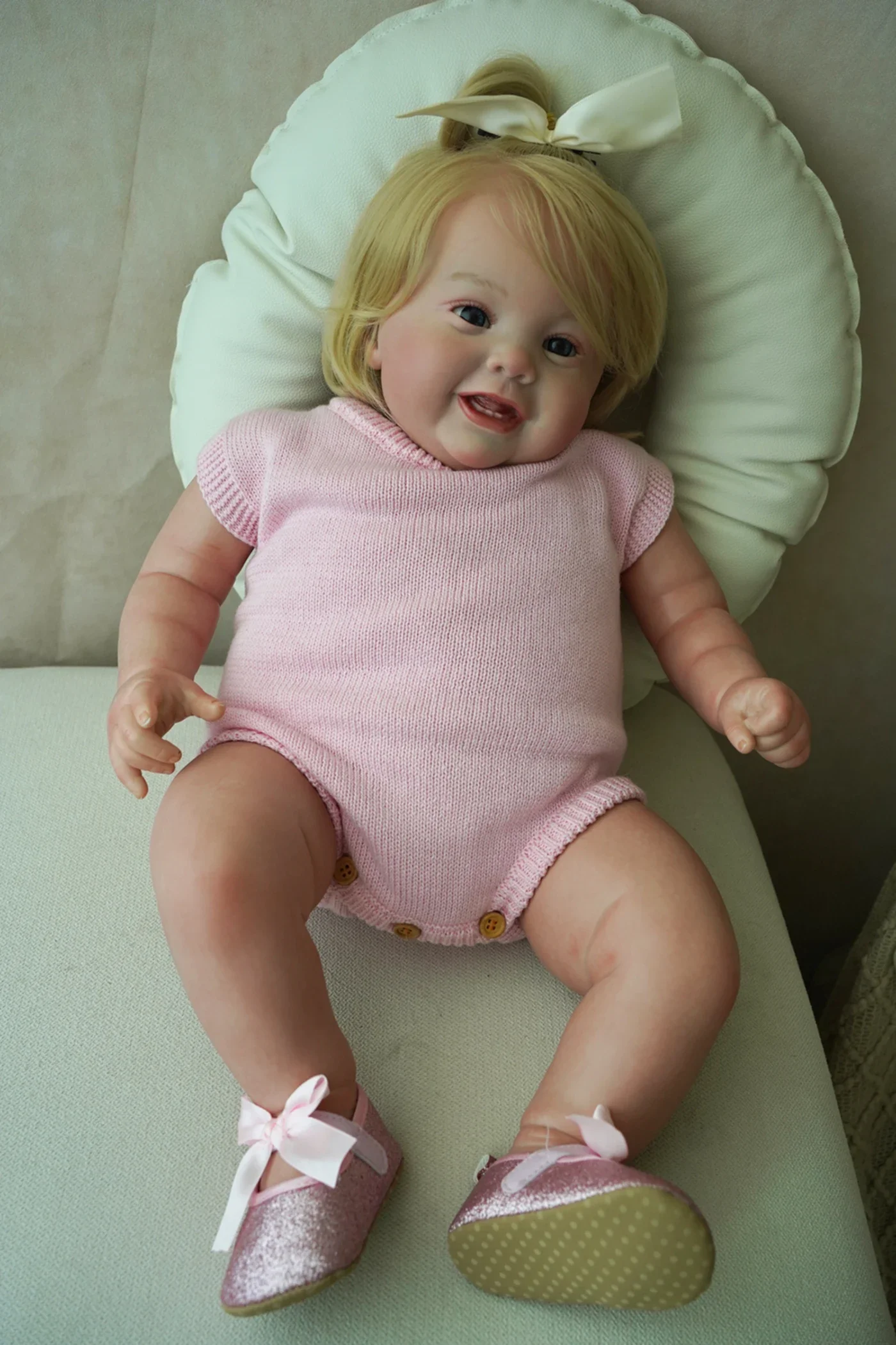 

60CM Reborn Baby Toddler Doll Girl Lifelike 3D Painting with Visible Veins Rooted Hair High Quality Collectible Art