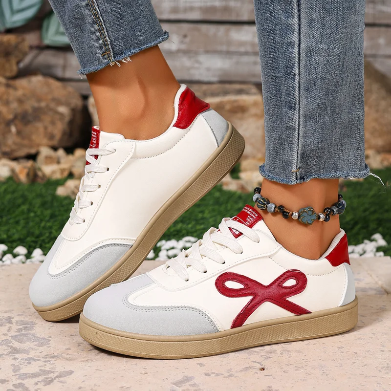 2026 Summer Thick Soled Training Shoes Women's New Retro Casual Shoes Student Sports Shoes Summer Thick Soled Training Shoes