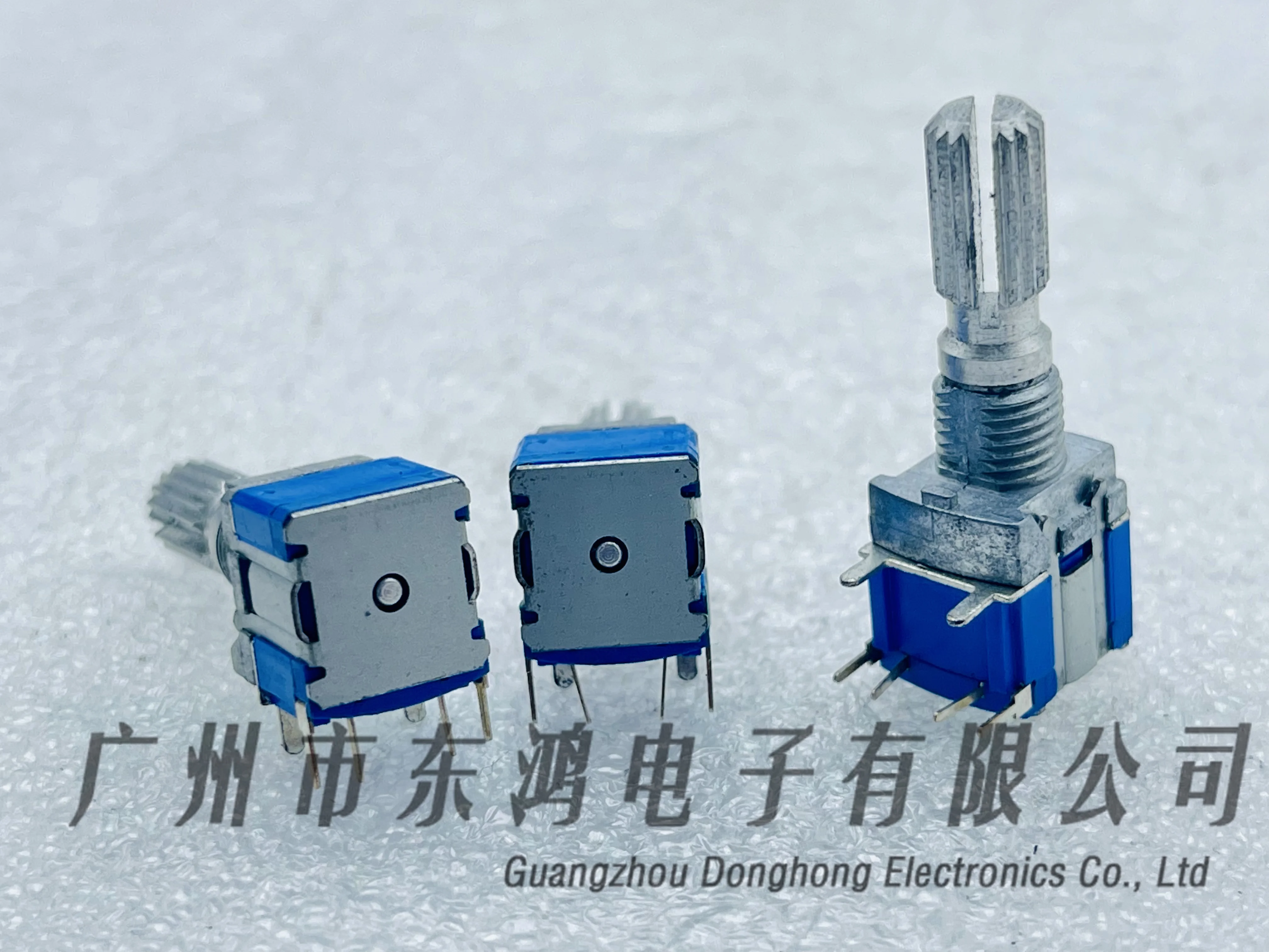 1PCS High quality EC09encoder volume 20 Positioning mixer DJ station power amplifier volume adjustment control shaft length 20mm