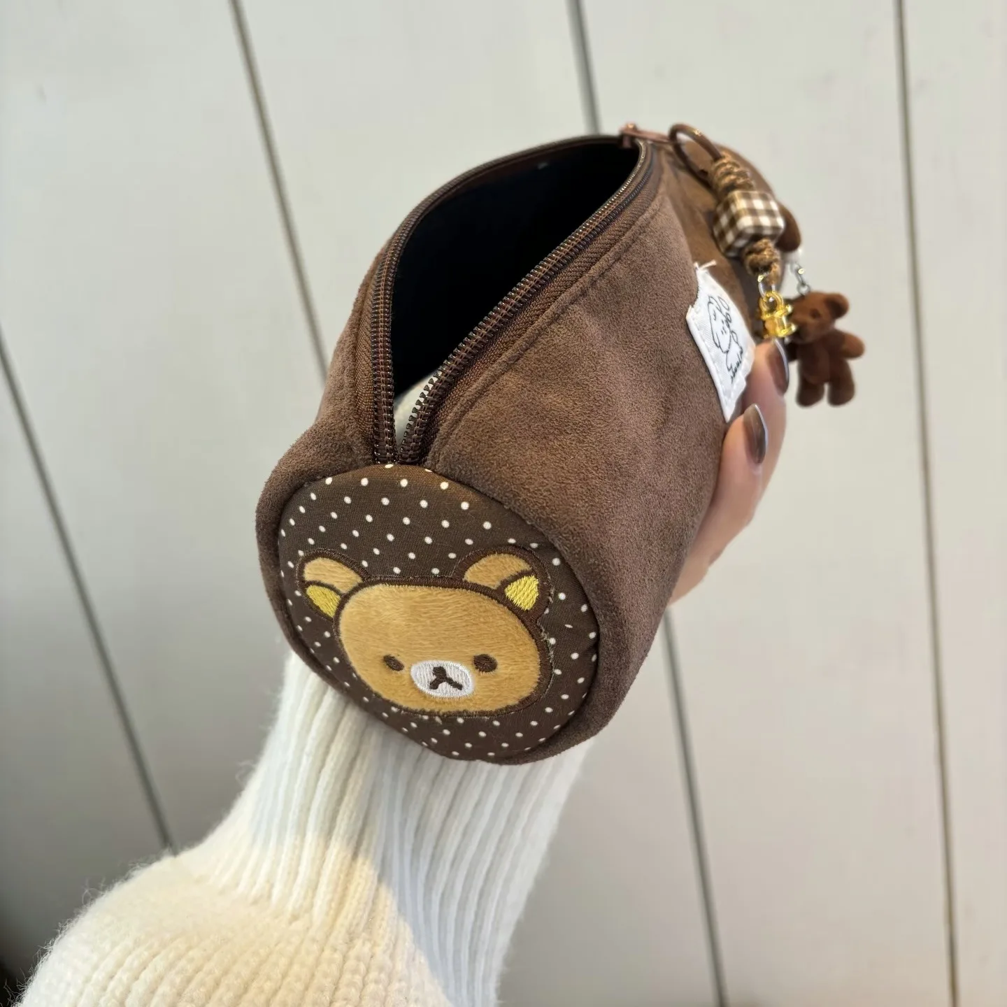 Rilakkuma Oolnnnq Federmäppchen mit Stickerei, Polka-Dot-Muster, große Kapazität, Handtasche im Ins-Stil, Aufbewahrungstasche, Schreibwaren-Organizer für Frauen – Detail 5