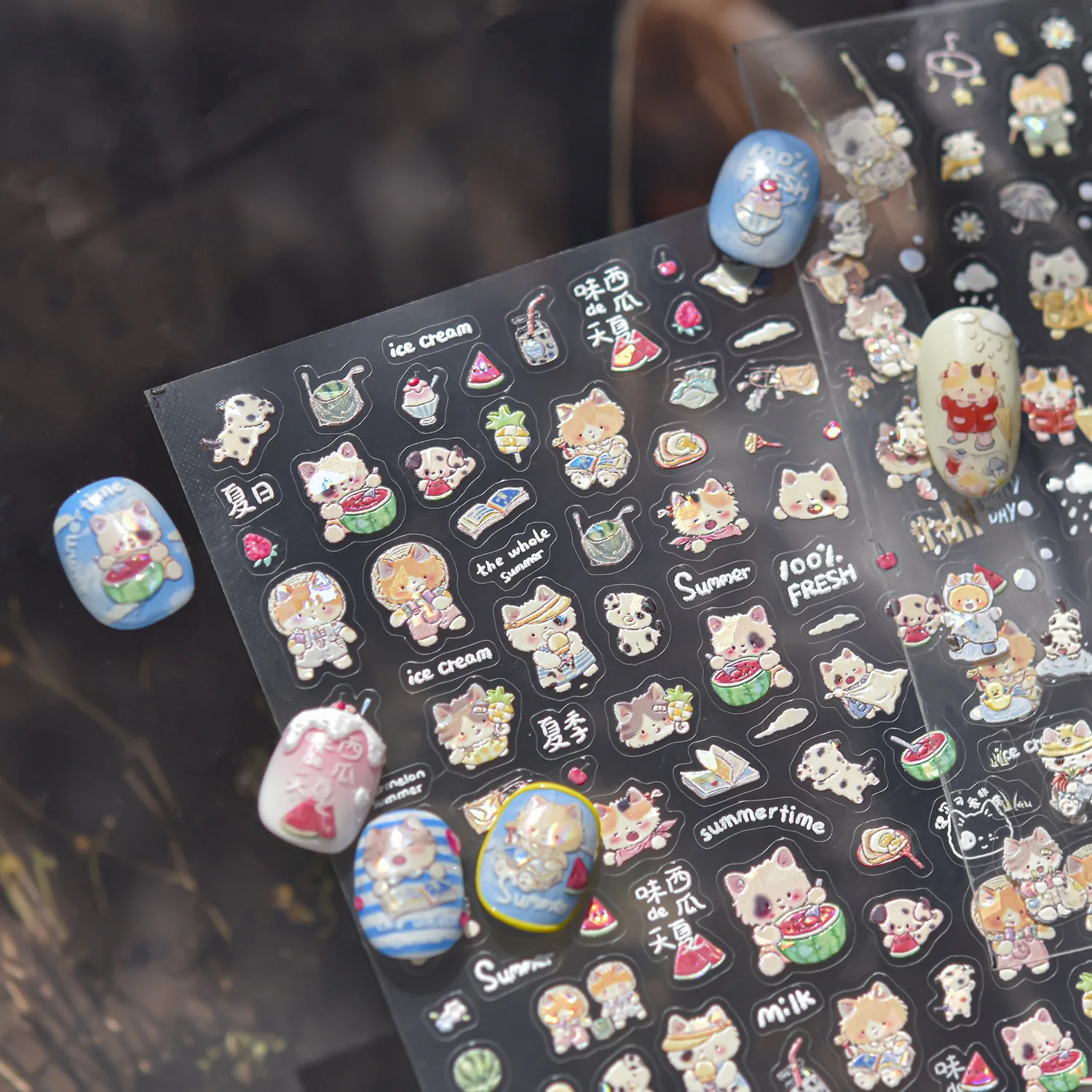 かわいい夏のネイルアートデコレーションステッカー 5D エンボス加工かわいい漫画スイカ自己粘着ステッカー爪 DIY アクセサリー