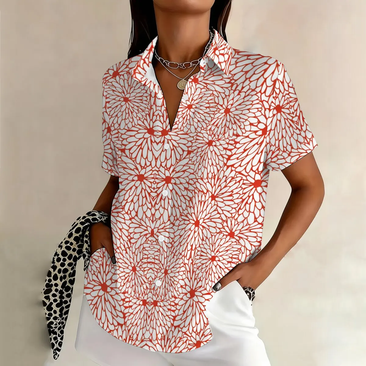 

Plus-size women's summer short-sleeved shirt with artistic floral print design, unique style, slimming and fashionable top