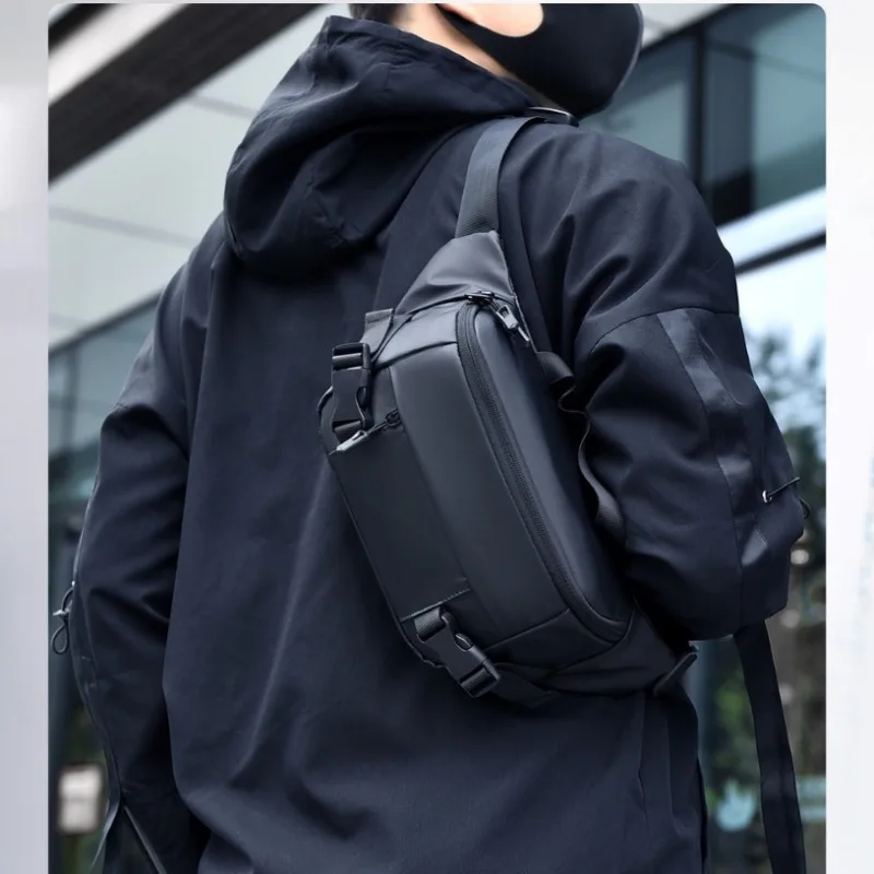 2024 New Men\'s Shoulder Crossbody High-end Outdoor Tooling Breast Bag Large Capacity Waterproof