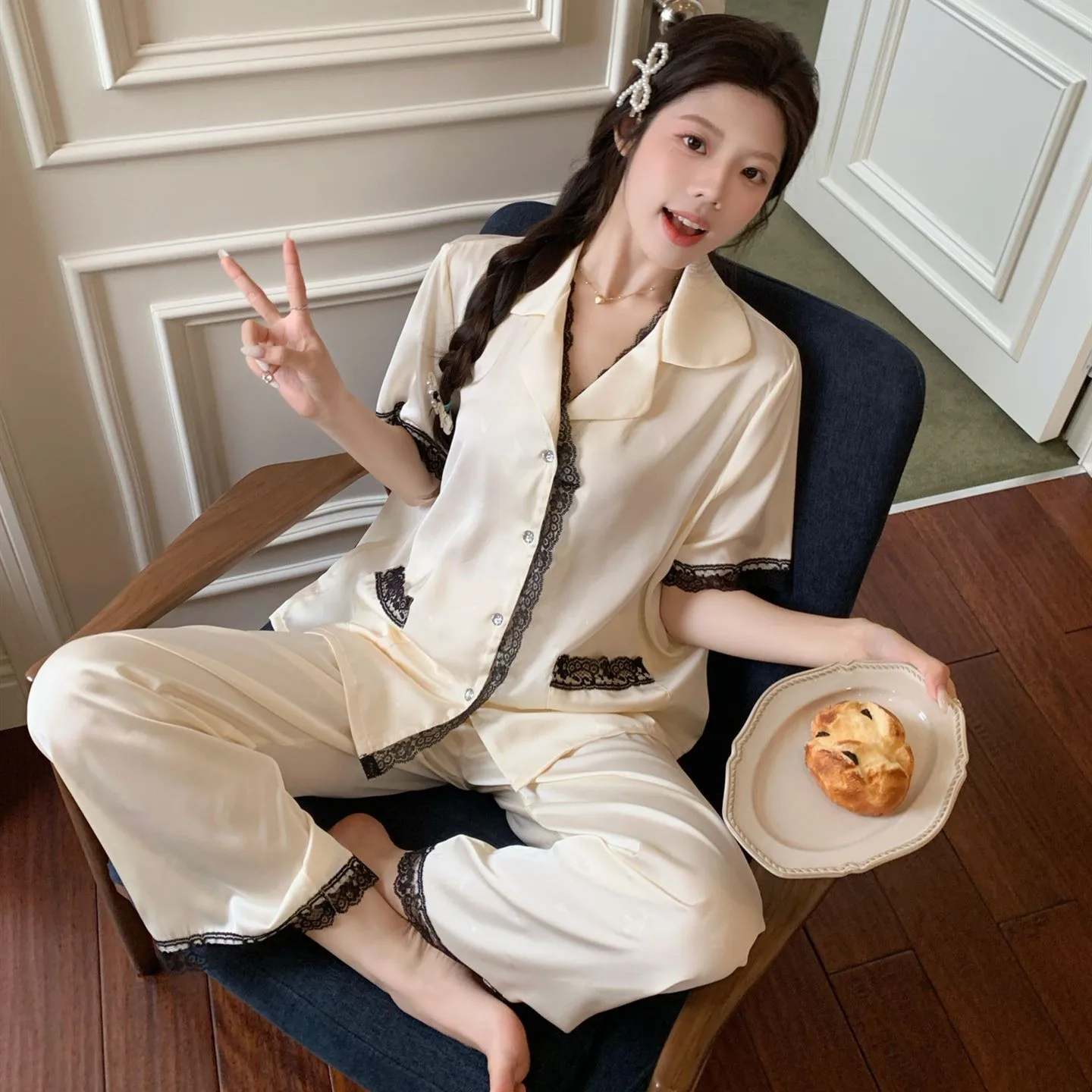 Summer Autumn Female Sleepwear 2Pcs Pajamas Set French Style Short Sleeve Trouser Pijamas Suit Loose Silk Satin Home Clothes