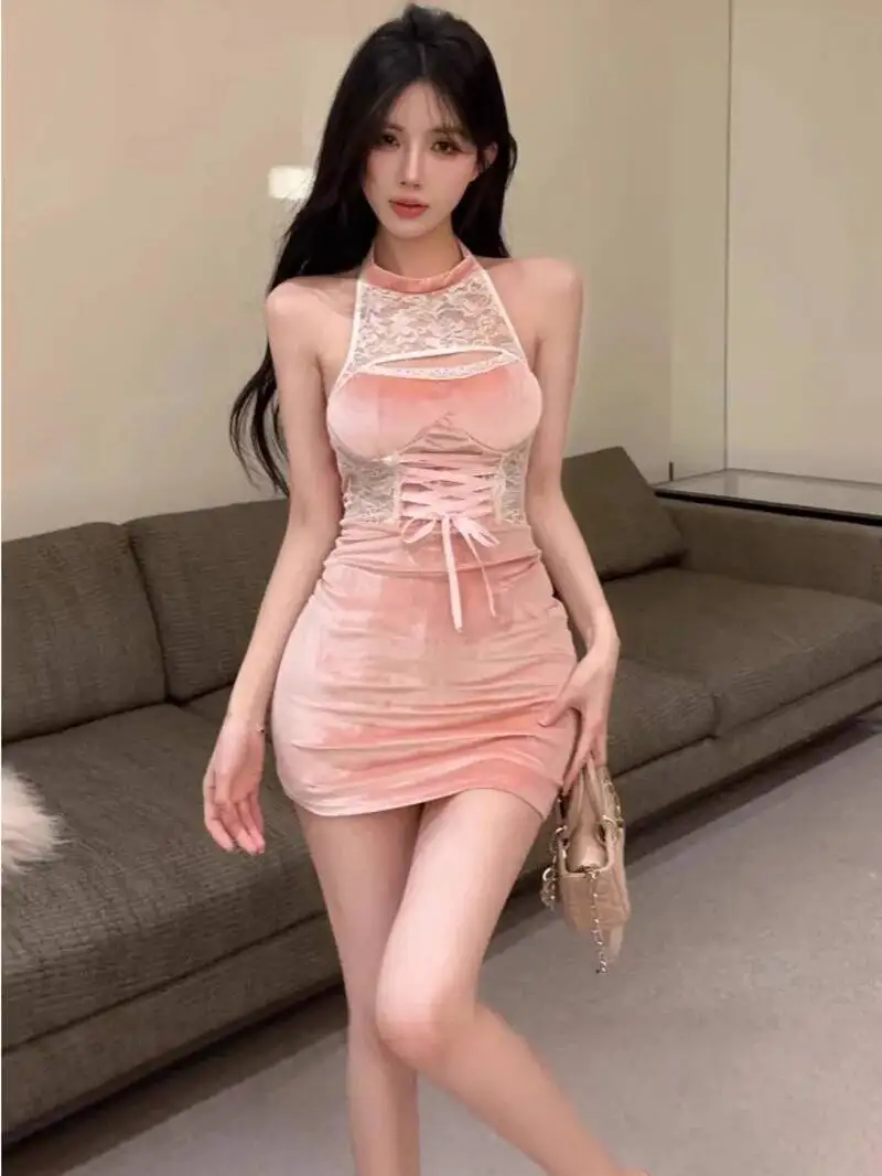 Sweet Mini Tank Dress 2025 New Pink Hollow Hanging Neck Sleeveless Spicy Girl Pure Desire Lace Splicing Slim Dress Elegant MTL8