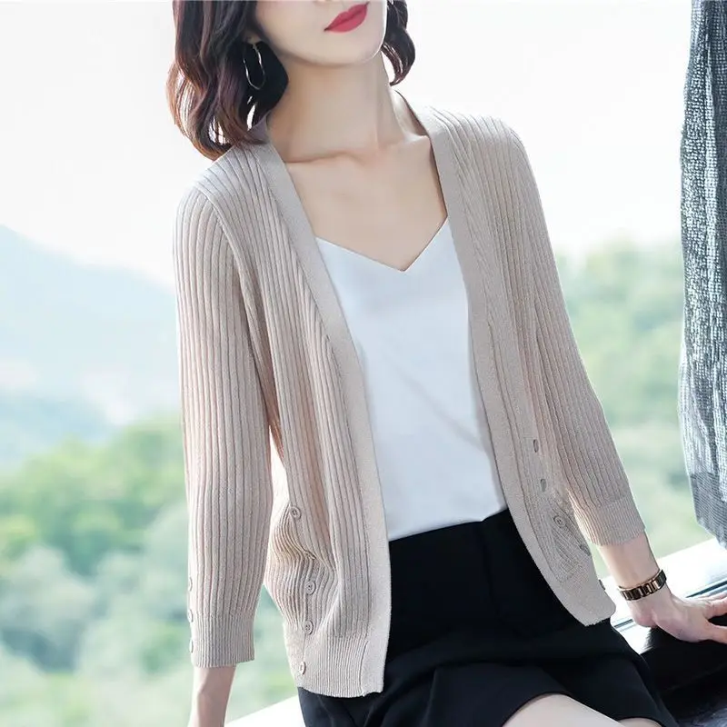 Casual Solid Thin Ice Silk Knitted Cardigan Women Outer Blouse Sun Protection Small Shawl Slim V-Neck Button Women\'s Clothing