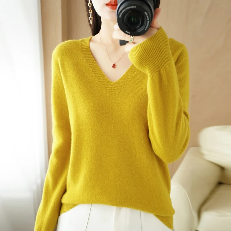 V-neck Knitted Sweater Women\'s New Western Style Loose Large Size Top Pullover 2022 Long-Sleeved Spring Summer Bottoming Shirt