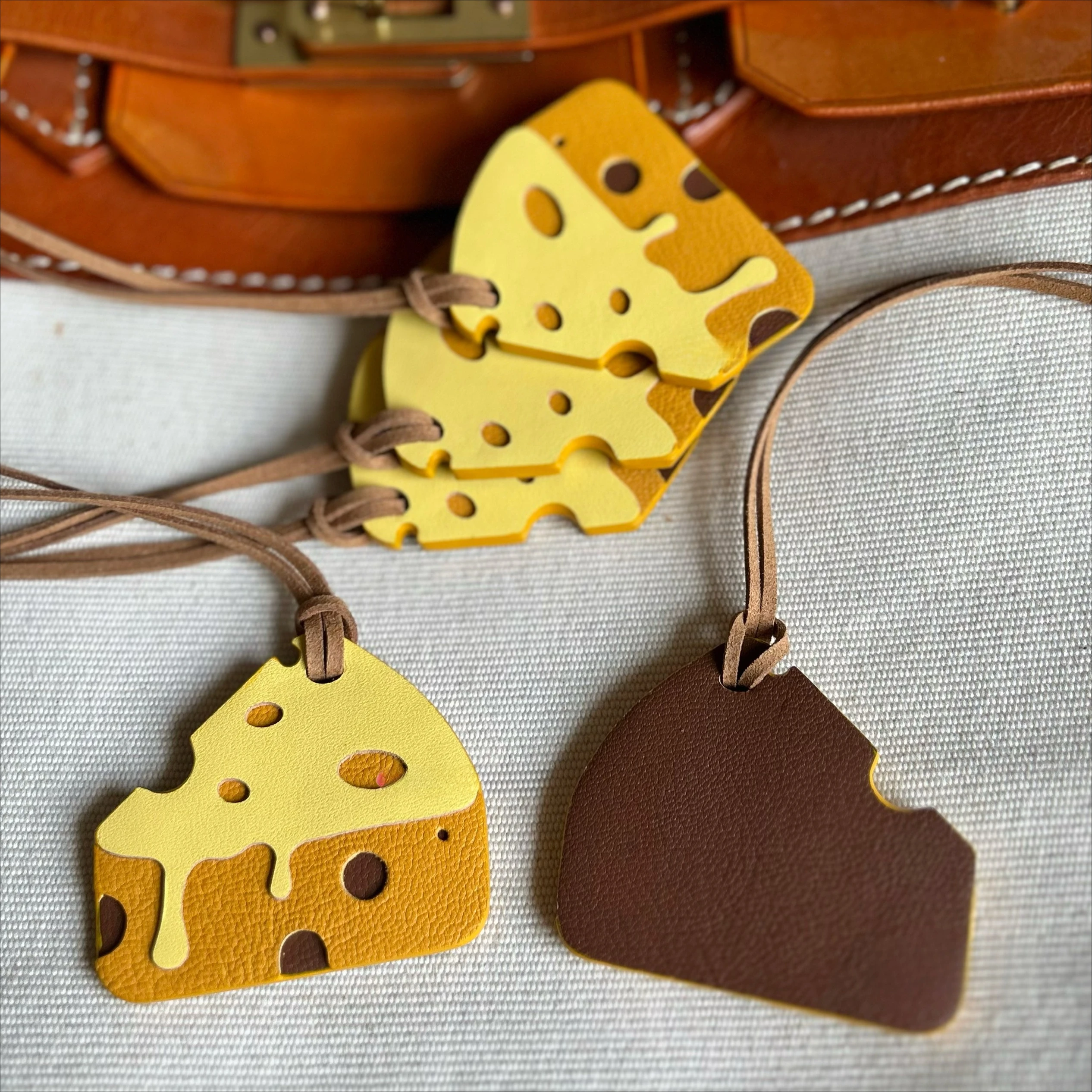 Genuine leather handmade contrasting cheese pendants cute key accessories beautiful gifts bag pendants cheese ornaments