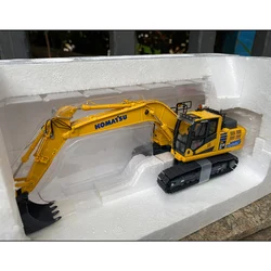 UH 1:50 Scale Komatsu HB 215LC Hybrid Alloy Excavator Car Model 8135