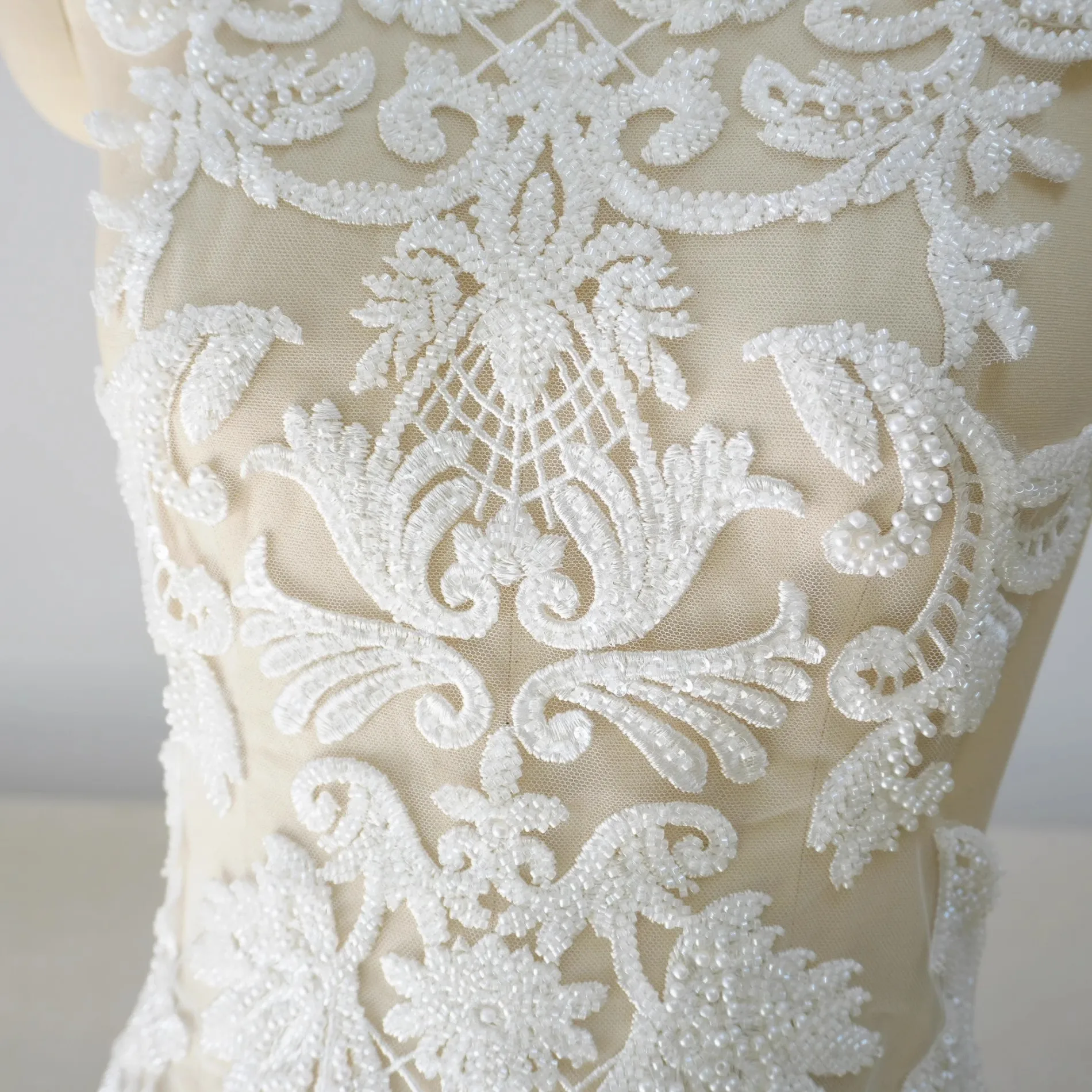 

Длинный роскошный жемчуг 70 см, бусины, блестки, бисер, кружевной лиф, аппликация, 2025 год, новейшее европейское свадебное платье, шитье, кружево цвета слоновой кости, вискоза