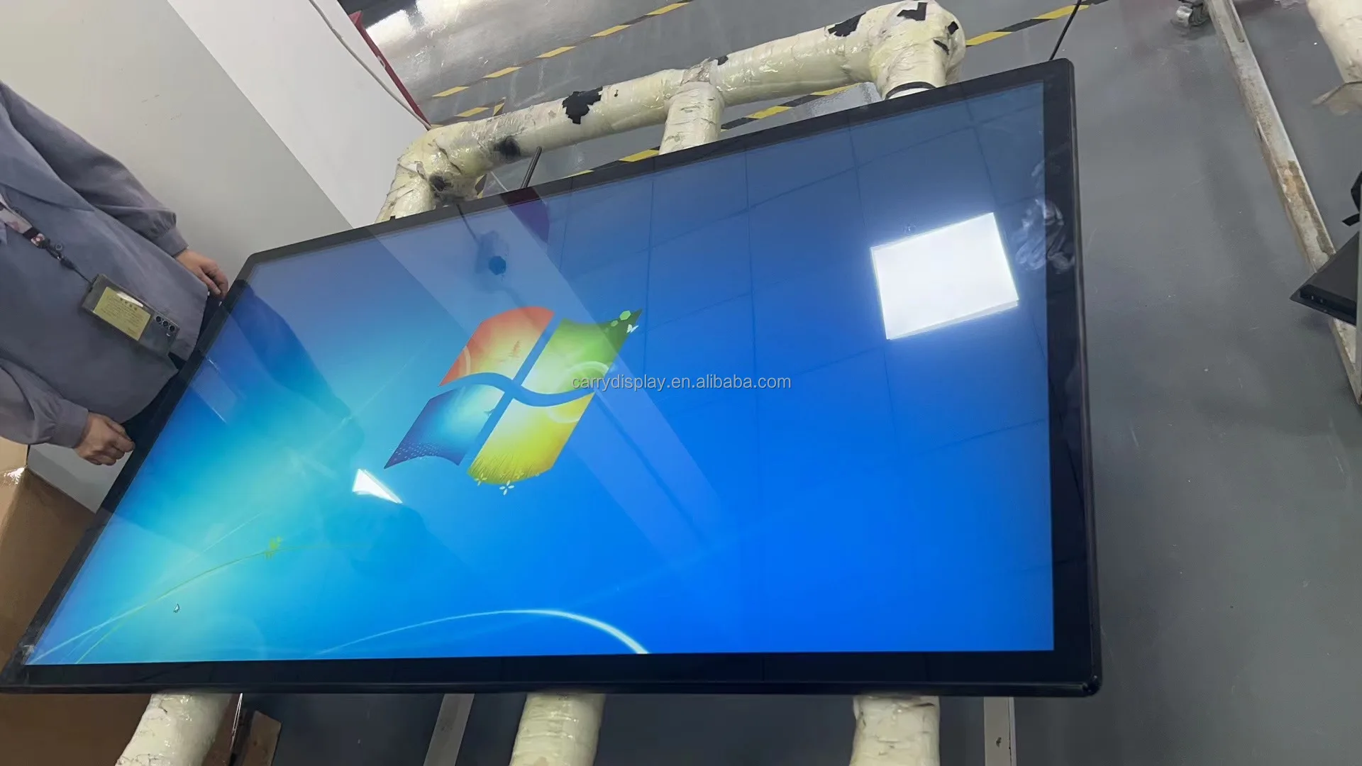Multi TV Wall Horizontal or Vertical Screen Hanging Wall Mount Digital Menu Board for Restaurant