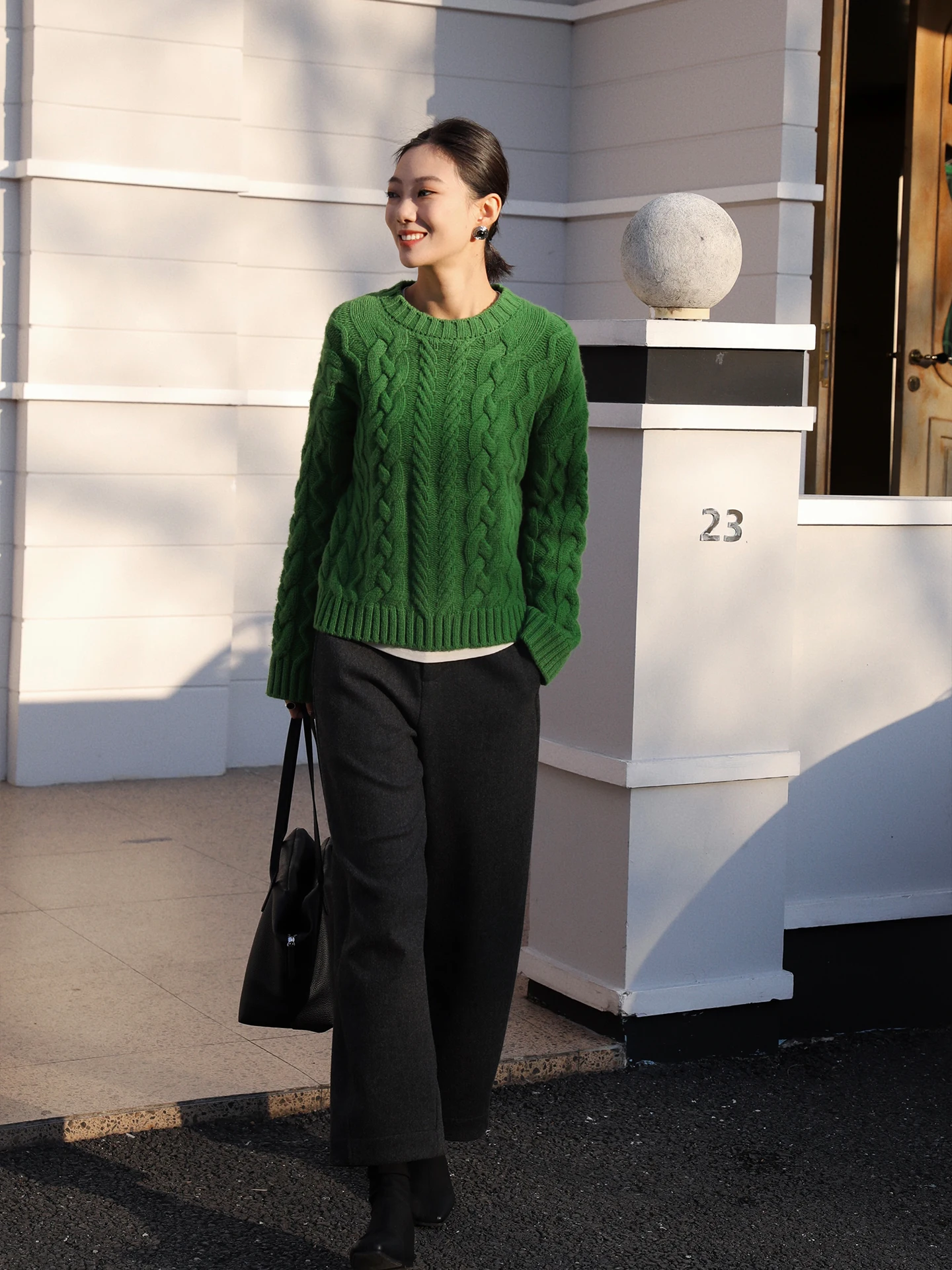 

Свободный вязаный свитер с длинными рукавами для женщин, винтажный пуловер с круглым вырезом и узором косы, из смесовой шерсти, зимняя новинка