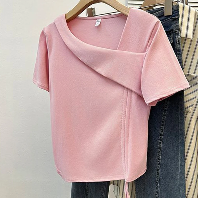 2024 new irregular short sleeved women's T-shirt niche summer design sense unique and special short versatile top