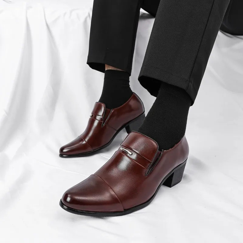 أحذية الرقص الرجالية ذات الكعب العالي PU أحذية رجالية كاجوال عصرية للأعمال مقاس 38-46
