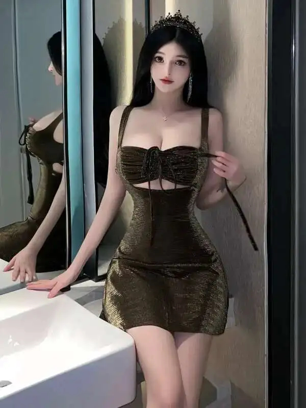 WOMENGAGA アーミーグリーン ブライトドレス スリム セクシー スパイシーガール 中空アウト ローチェスト ホルターネック ストラップ Aライン ショートドレス エレガント 1XSA