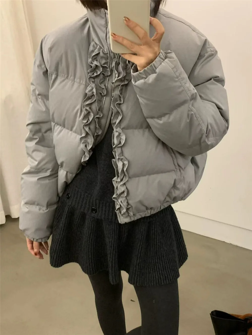 Short Puffer Jacket Women Winter New Loose Casual Warm White Duck down Bread Coat Stand Collar Earlet Lace Trim Sweet Style