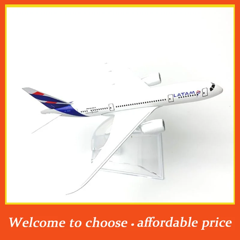 

TH 1Set Chile LATAM Airlines With Base 16CM 1:400 B787 Model Metal Alloy Aircraft Plane Collectible Display Toys Model Aviation