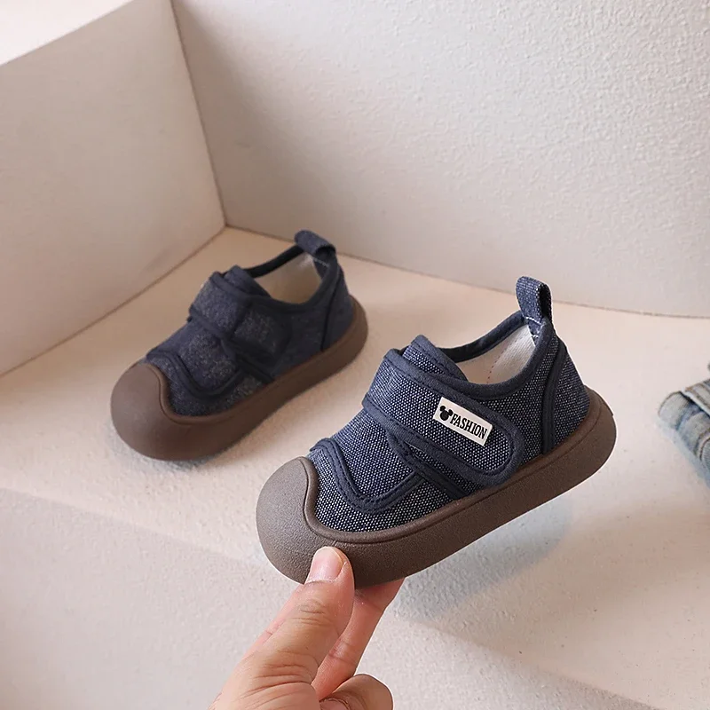 Childrens Canvas Shoes 2024 New Fashion Spring and Autumn Boys and Girls Low Top Board Shoes Soft Baby Denim Shoes