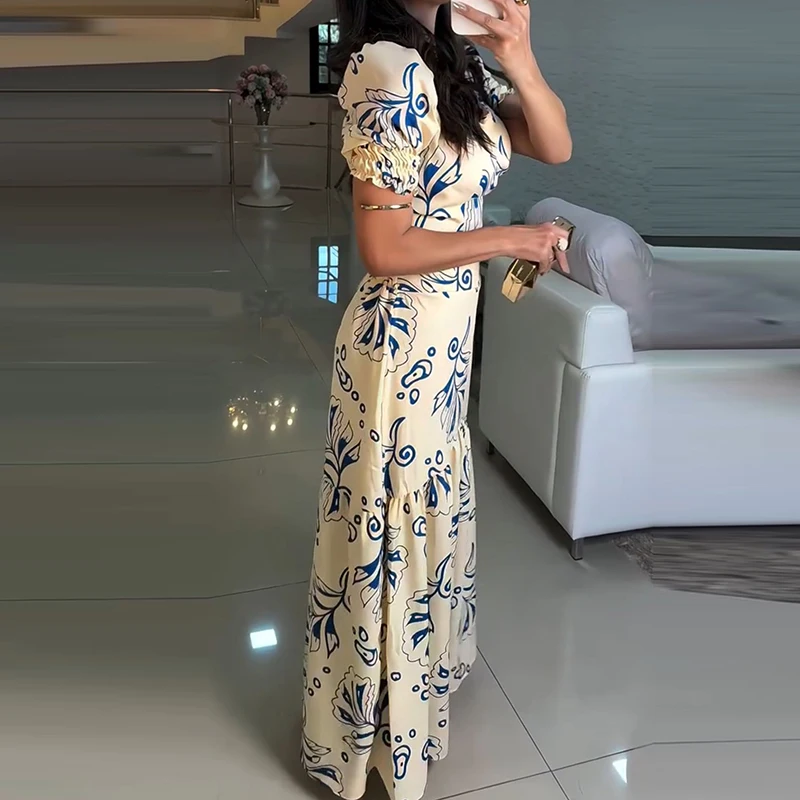 

Temperament Floral Print Two Piece Vacation Outfit Women's Set 2025 Elegant Square Collar Short Sleeve Blouse&A-line Skirts Suit