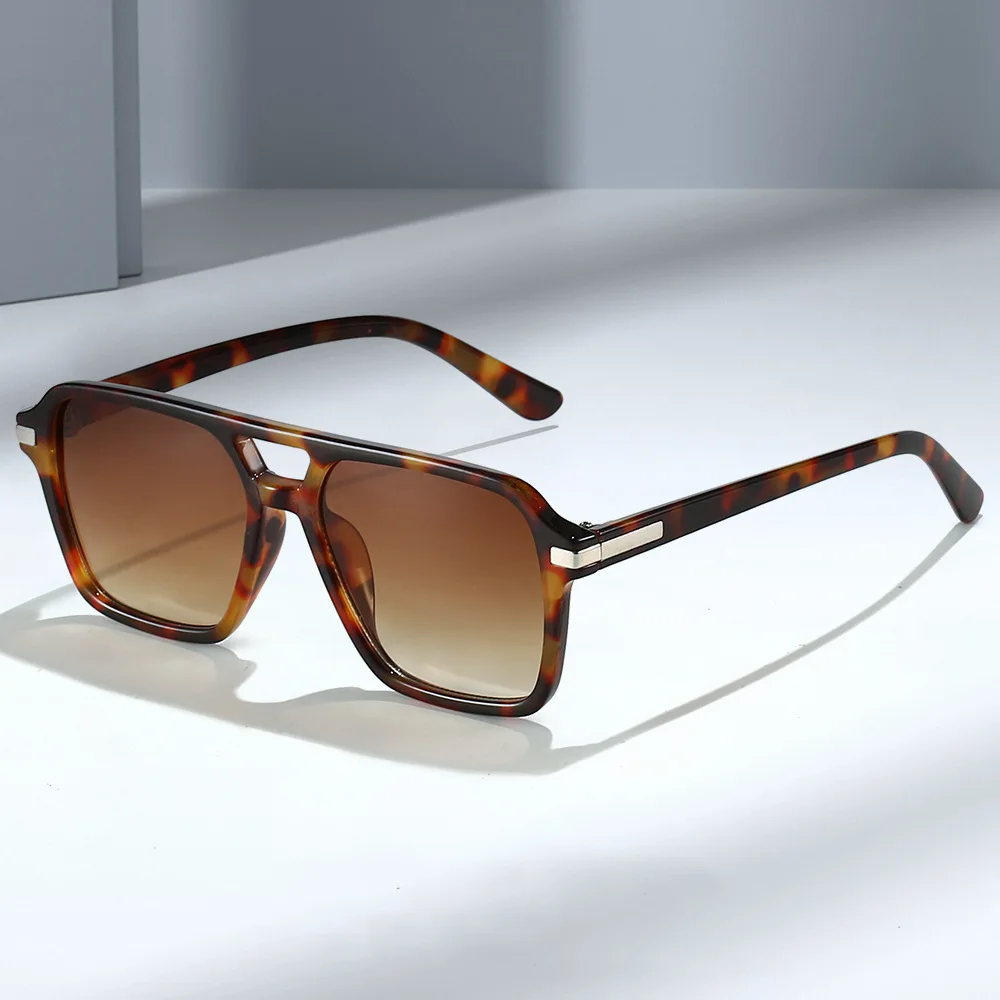 

New Retro Pilot Sunglasses for Women and Men Double Bridge Square Glasses Trendy Street Style Shades Fashionable Sun Glasses