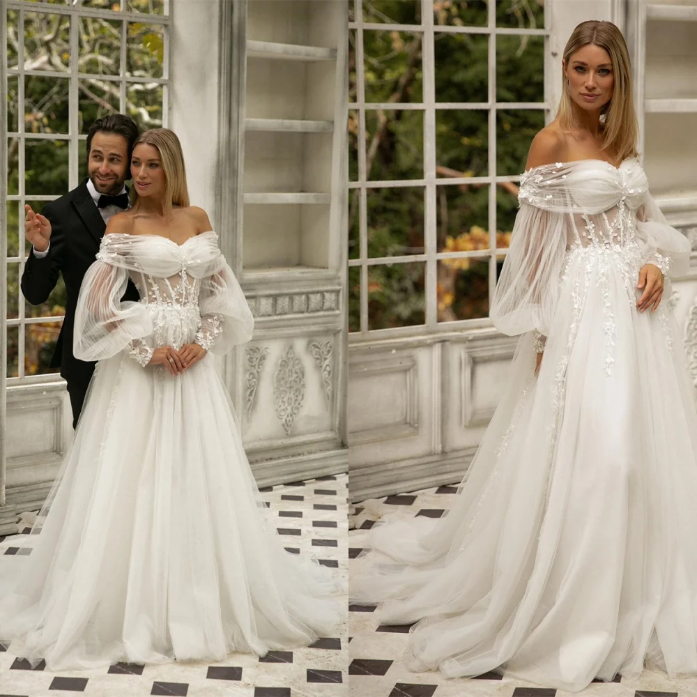 

Customized Exquisite White Organza Wedding Dress Classic Strapless Off the Shoulder Long Sleeves Chapel Train Bridal Gowns