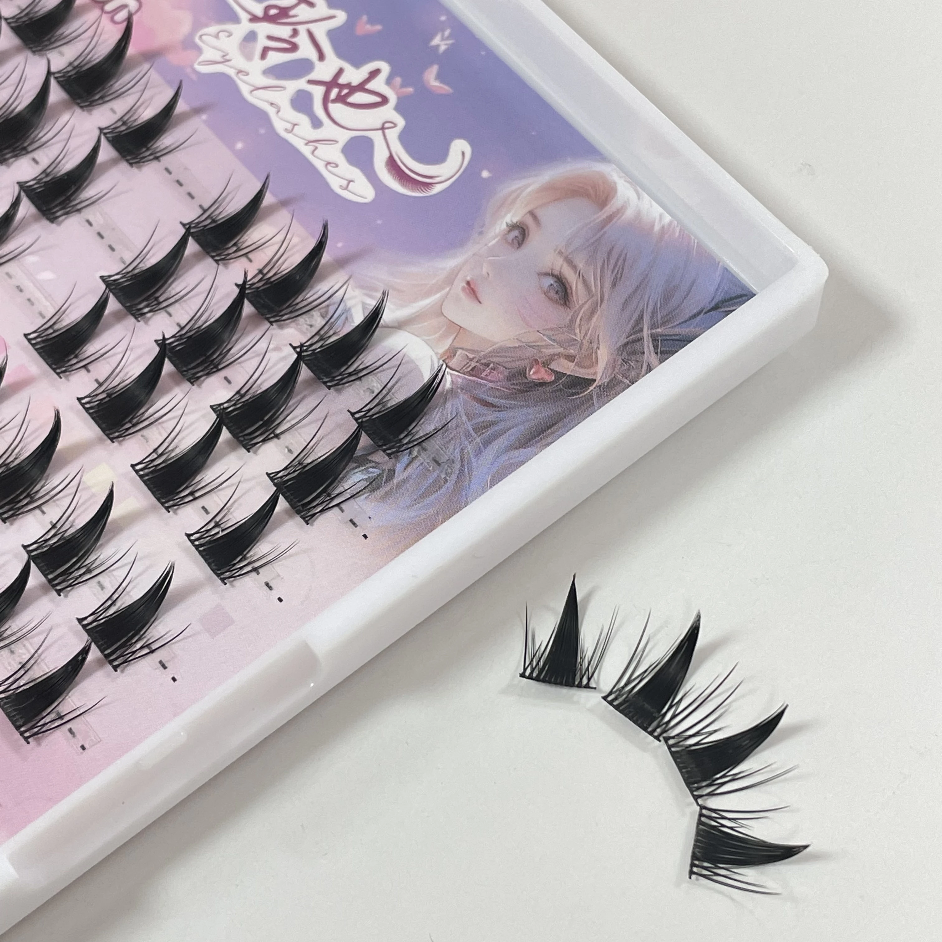 Daily Lashes Diy Lash Extensions Individual Eyelashes Manga Lashes Natural Style Eyelash Clusters Eyelash Bundles Wispy Lashes