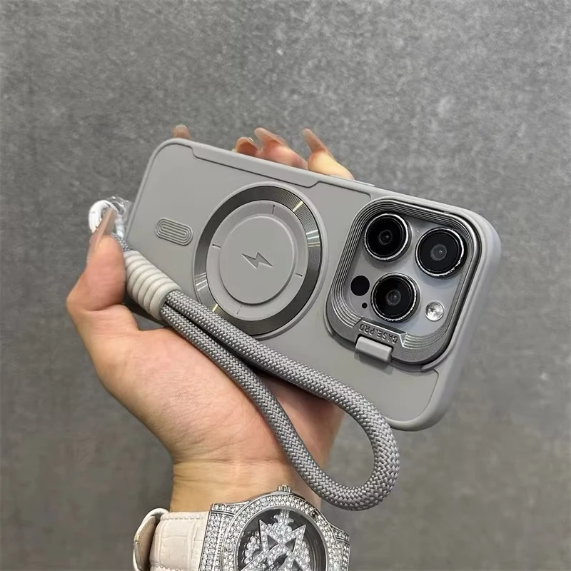 Luxuriöser Flip-Up-Objektivschutz für MagSafe-Hülle für iPhone 18 Pro 16 15 14 13 12 11 17 Pro Max Air mit Handgelenkschlaufe und stoßfester Abdeckung