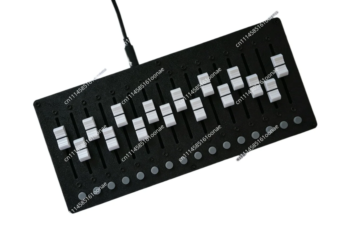 Controlador MIDI de 16 trilhas com suporte para mapeamento Protools HUI Mackie CC para console de mixagem HUI