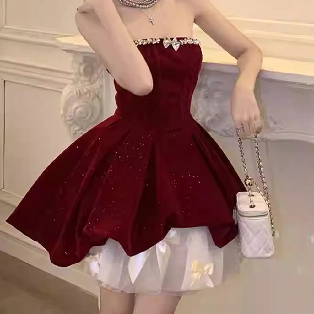 Customized Christmas Short Skirt Dress Strapless Sleeveless Fashion Exquisite Bow Crystal Sequined Backless Sexy Party Gown