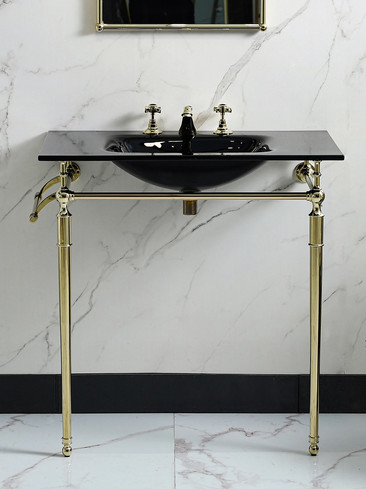 Wash basin with gold copper metal bracket outlet