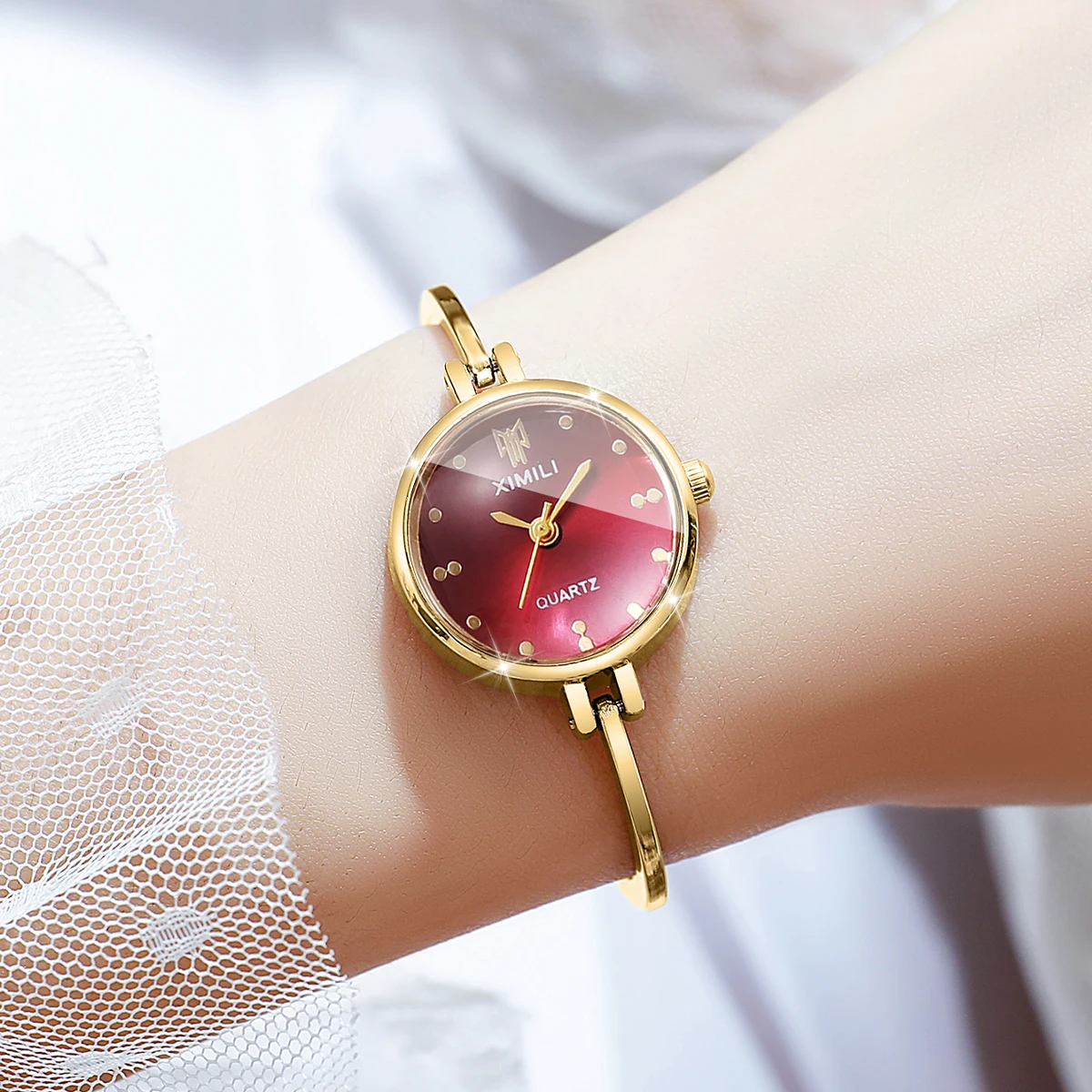 Bracelet élégant pour femmes, - Fashion Women Watch avis et prix