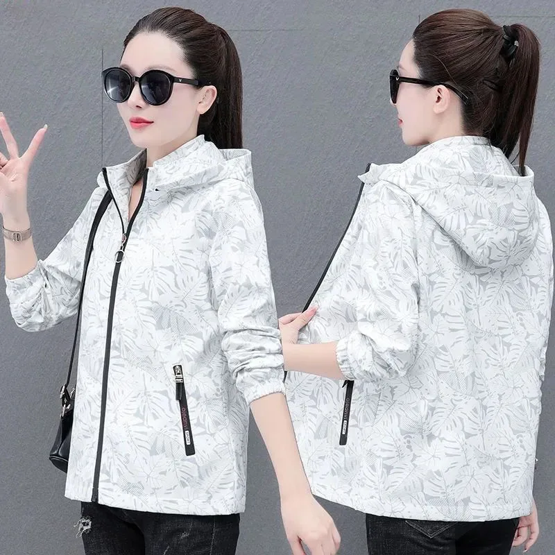 2023 New Spring Autumn Clothes Women Hooded Windbreaker Basic Coat Short Jackets Famale Outerwear Printed Sportswear Coats 5XL