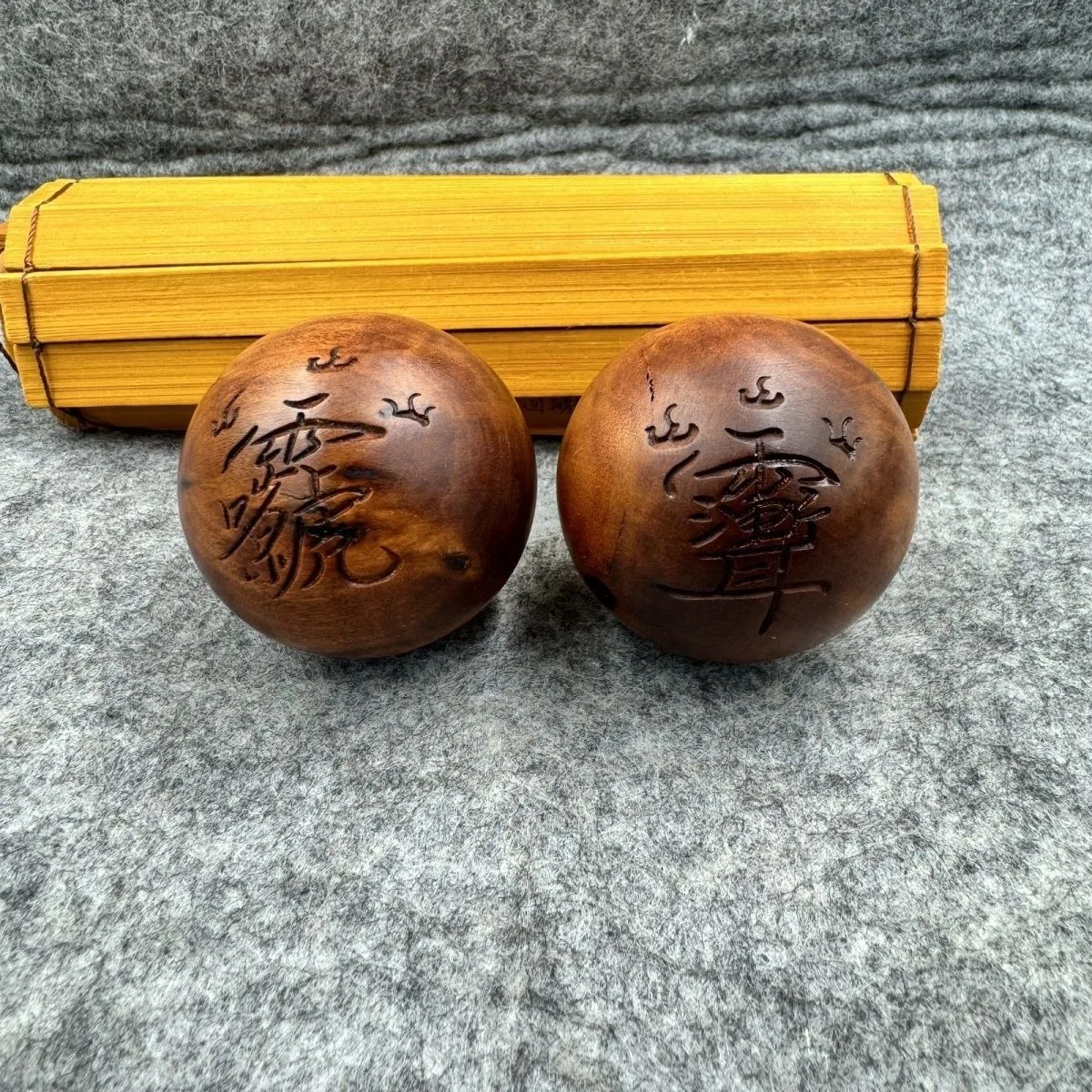 New Jujube Wood Hand Ball Carved Handheld Exercise Ball Health Care Tool