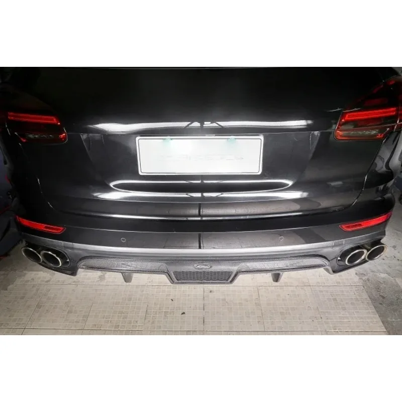 15-17 Paraurti per auto in fibra di granchio di alta qualità per Porsche Cayenne Fibra di carbonio 3.0T 3.6T 4.8T Labbra posteriori