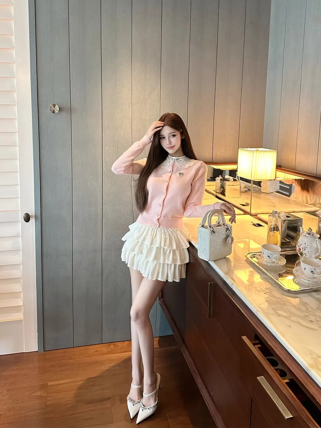 

Luna 8 New Doll Collar Knitted Sweater Girl Sle Long Sve Button up Cardigan Spring Faion Ladies Premium Knitwear